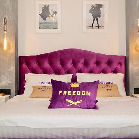 Don Papa Apartments In City Center Киев Экстерьер фото